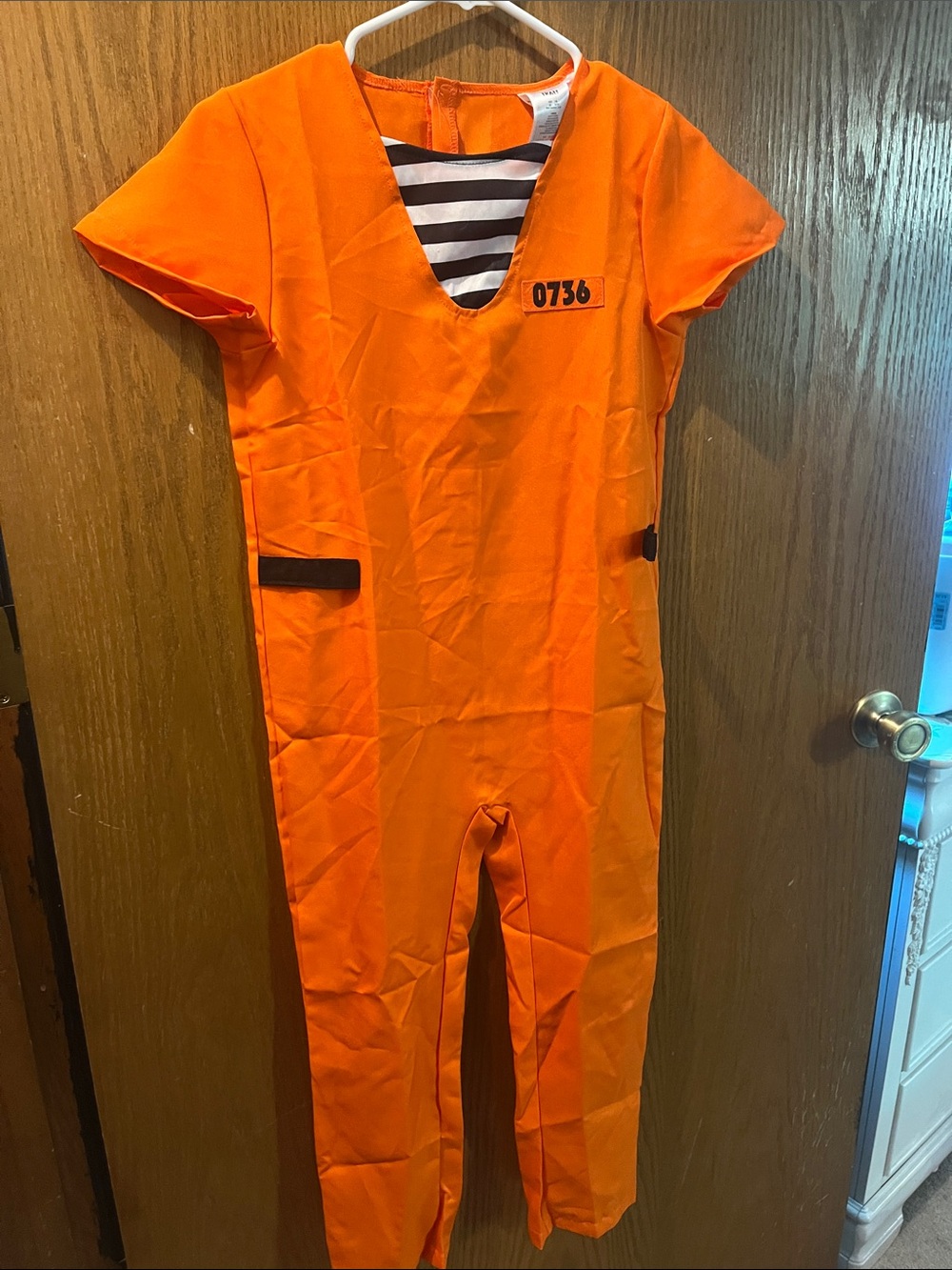 🎃🎃🎃IKali Bright Orange Kids One-Piece Costume with Black Stripe Accent